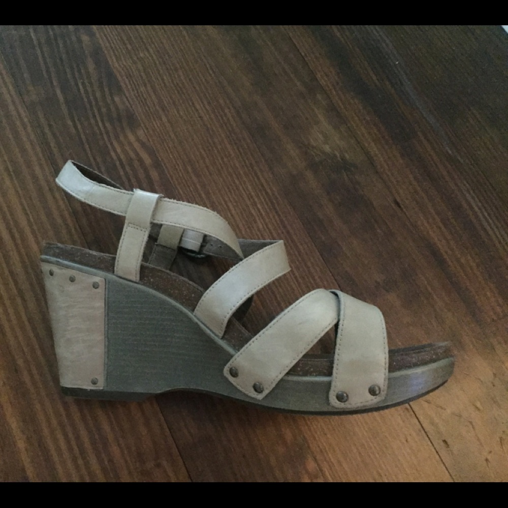 Dansko strappy wedge sandals